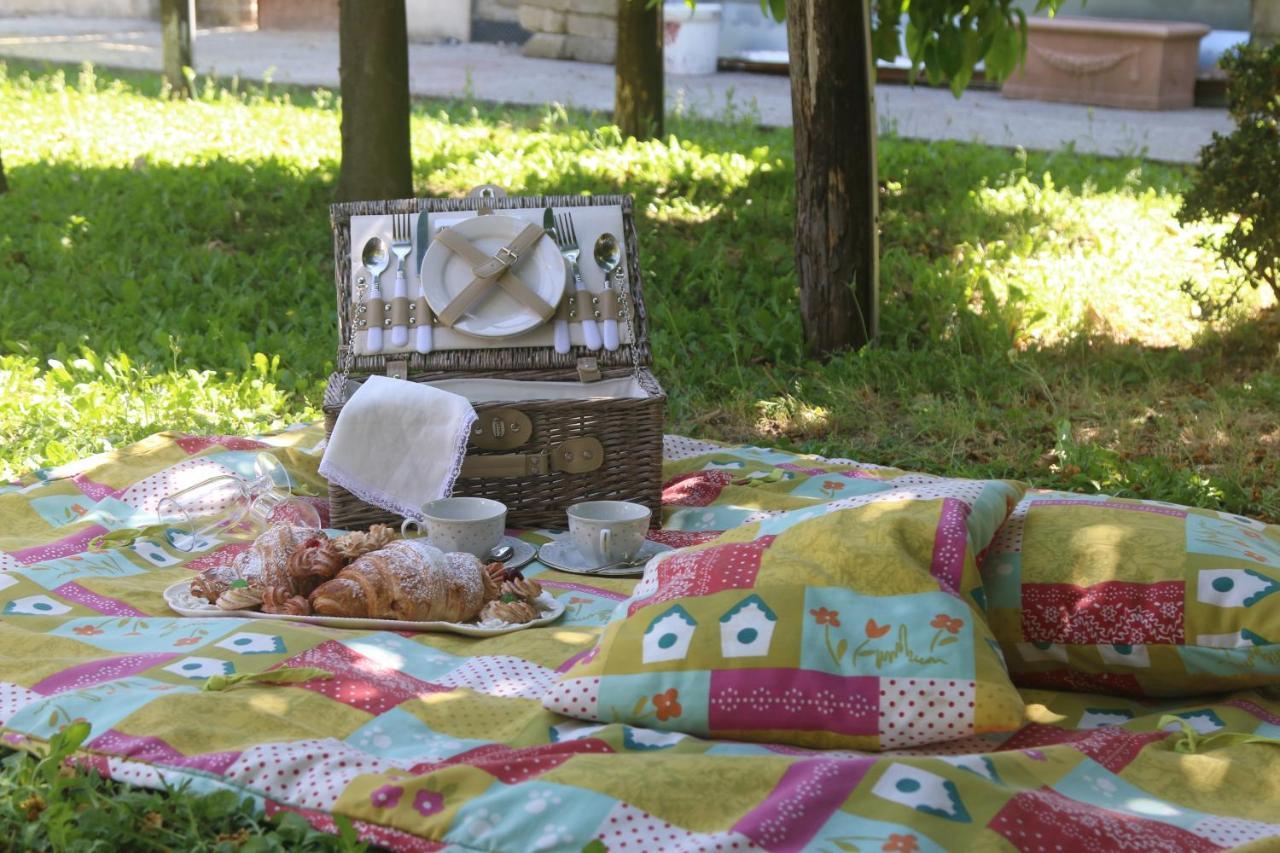 Emy'S Country House Apartamento Castellammare di Stabia Exterior foto
